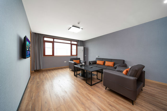 九華山下,我住這裡 九華山下,我住這裡