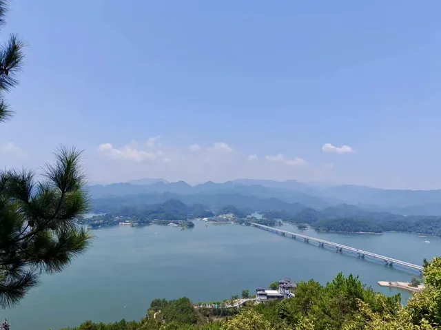 千島湖一日遊citywalk!看風景,也照顧好胃! 千島湖一日遊citywalk!看風景,也照顧好胃!