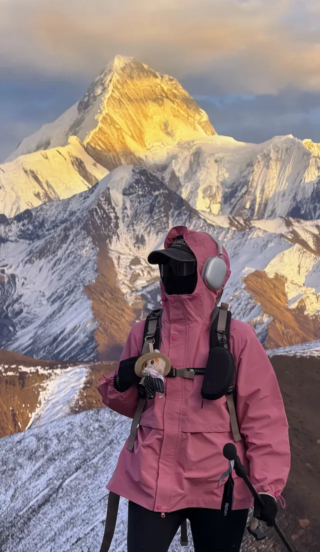 原來冷嘎措的日照金山 才是川西頂流！！！