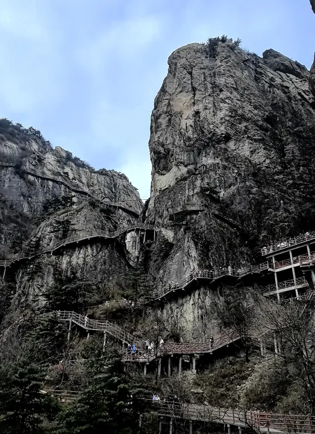 12.2老君山實測,金頂真的巨冷 12.2老君山實測,金頂真的巨冷