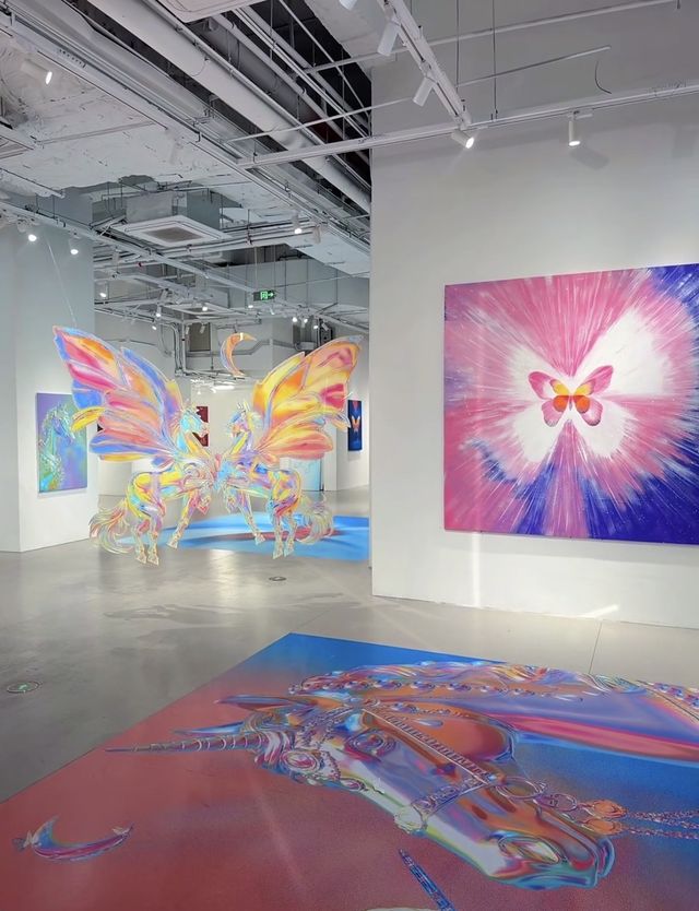 墜入蝴蝶夢境|沉浸式藝術展漫遊
