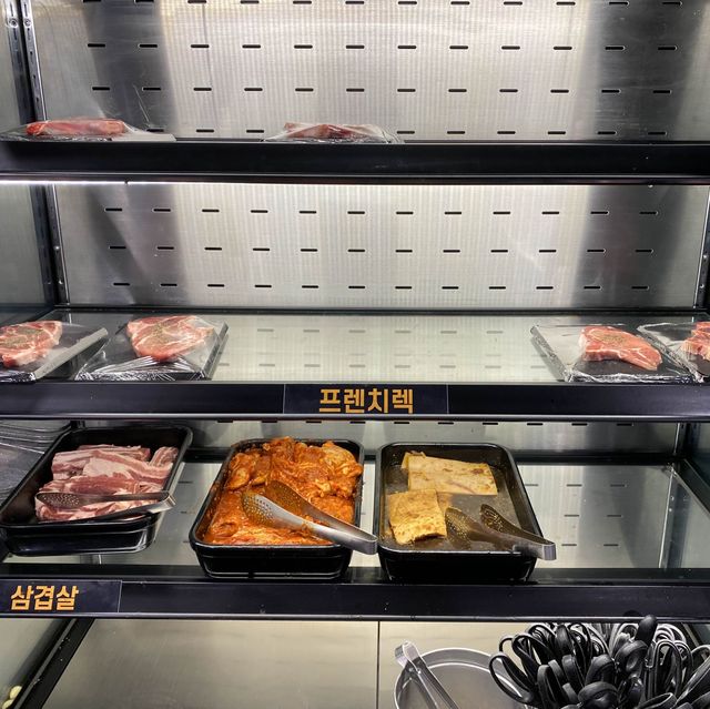 숯불돼지갈비 무한리필 맛집 명륜진사갈비