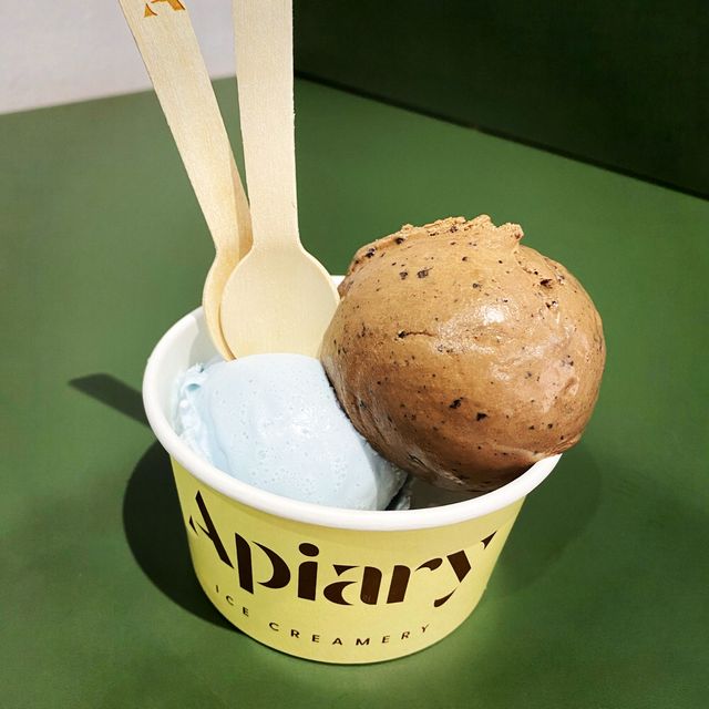 Scoop up a Sensation: Blue Pea/Cookies Cream