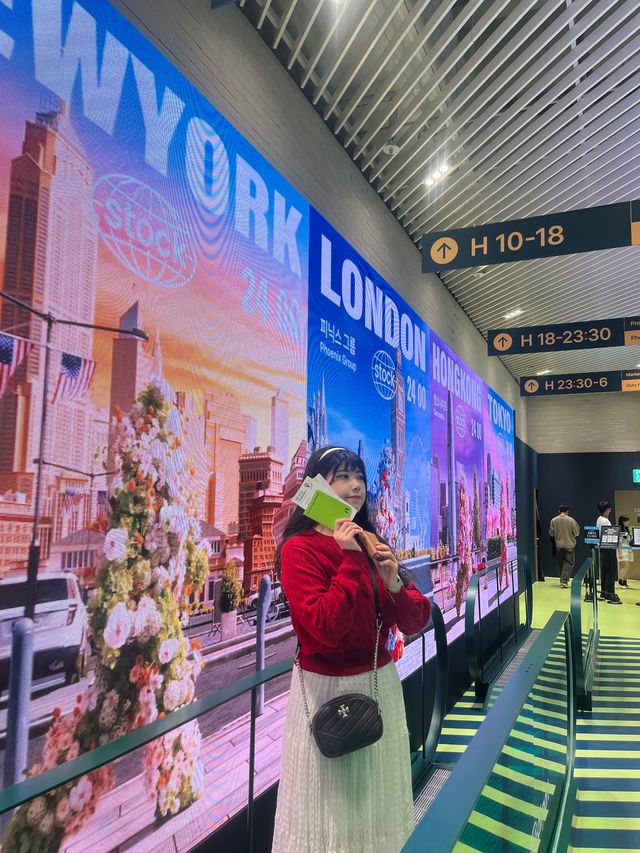 여의도 더현대 서울 나무증권 공항 팝업스토어에서 실내 데이트💖