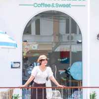 คาเฟ่เปิดใหม่ เขาหลัก พังงา La Malila Café 
