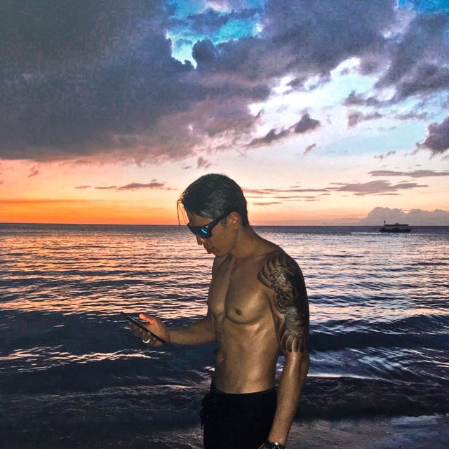 Happy Hours in Boracay! 