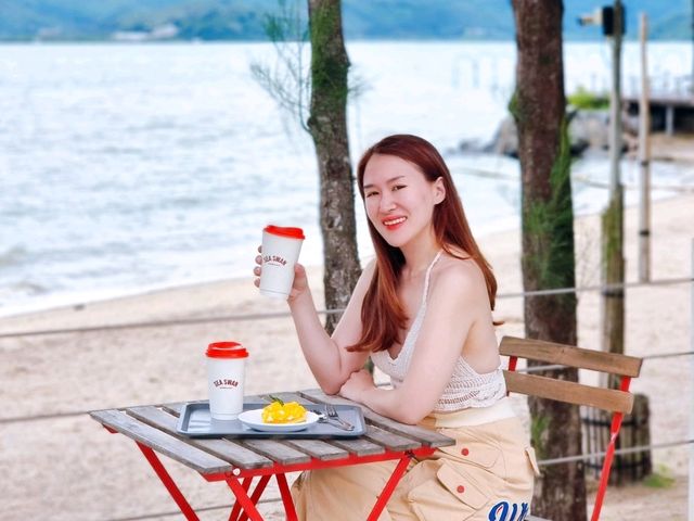 คาเฟ่ระนองสุดชิคริมทะเล