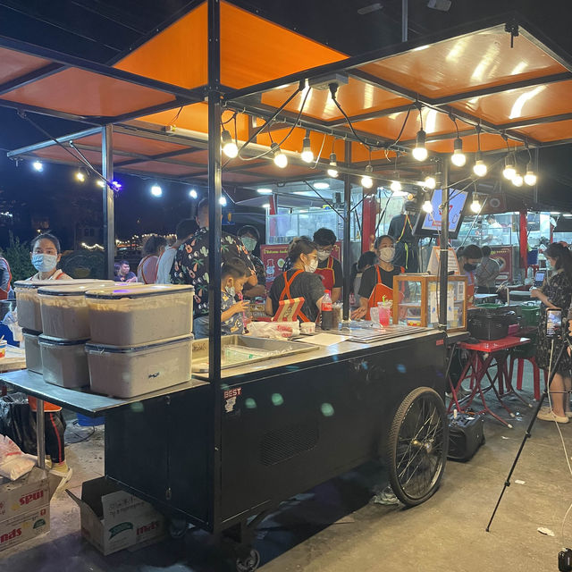 ปาท่องโก๋สะบัดน้ำมัน
