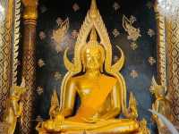 ไหว้พระพุทธชินราช หรือพระใหญ่ จังหวัดพิษณุโลก