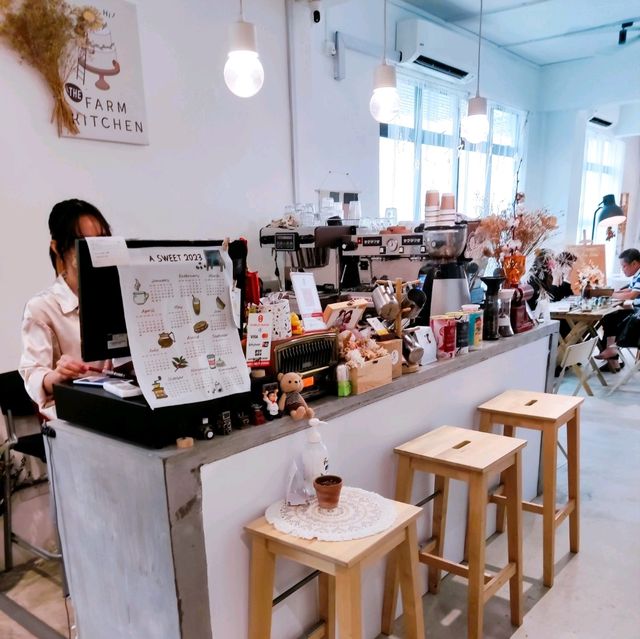 The Farm Kitchen Desa Cemerlang