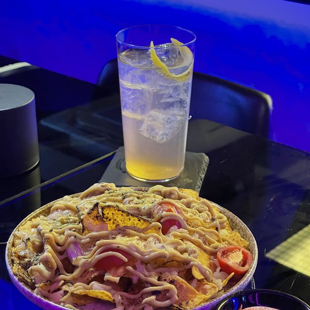 ☕️🥃ohm... Cafe and Bar