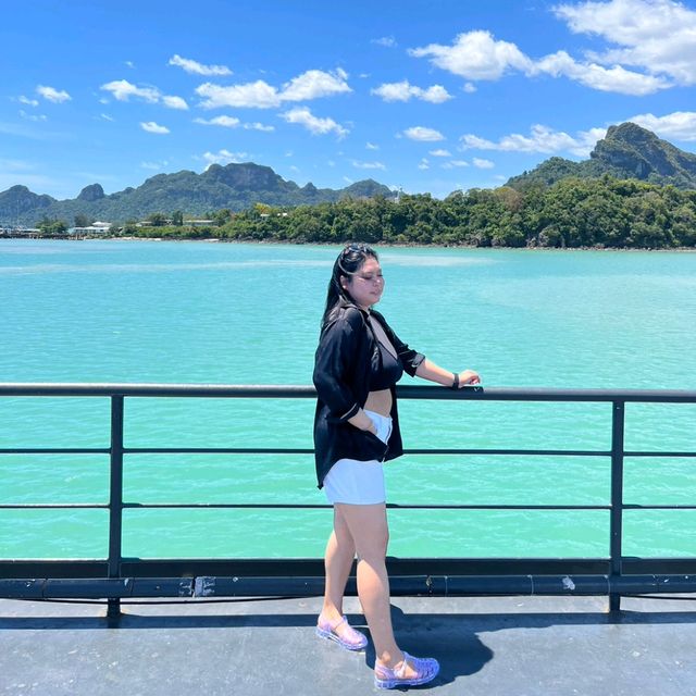 เรือข้ามเกาะสมุย  ซีทราน  รับส่งจากสนามบิน