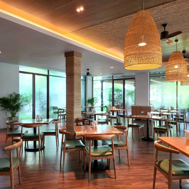รีวิว Outtrigger Khao Lak Beach Resort