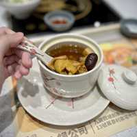 📍香港觀塘｜為食火鍋公司 · 狗狗主題火鍋餐廳🍴超創新滿足火鍋過四關🍲
