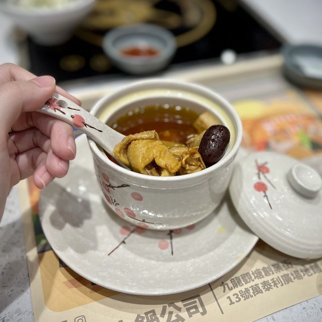 📍香港觀塘｜為食火鍋公司 · 狗狗主題火鍋餐廳🍴超創新滿足火鍋過四關🍲