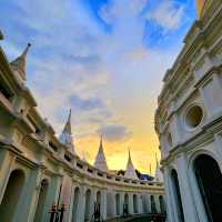 วัดประยุ​ร​วงศา​วาส​