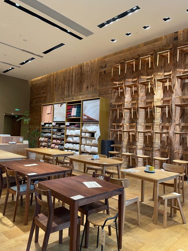 深圳第二大‼️無印旗艦店☺️集酒店🏨餐廳🍴於一地🤪
