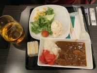 ベトナム　ベトナム観光　搭乗前に成田国際空港ANAラウンジでお腹いっぱい食べる！