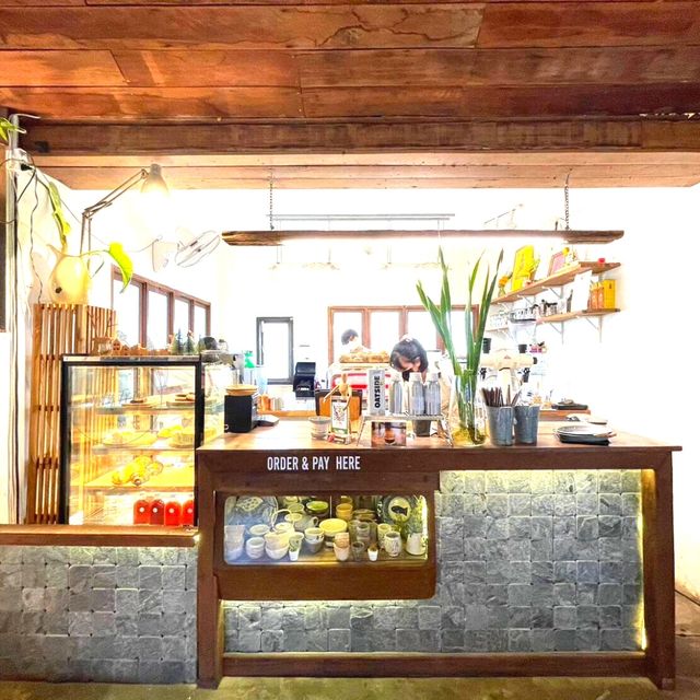 🏞️ กาแฟใต้ต้นไม้