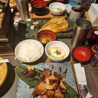 Free Flow Salad Bar With Mains