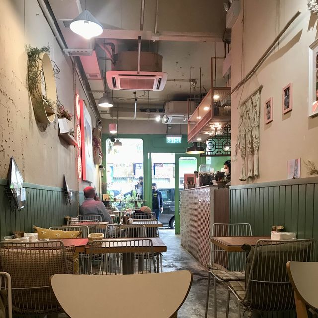 Red Pocket Cafe on Jaffe Road Wanchai