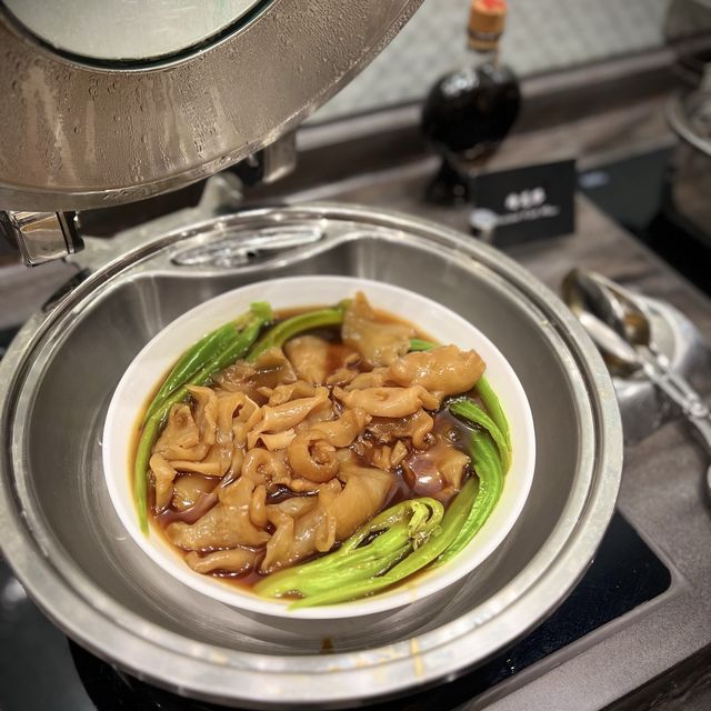 📍香港灣仔｜Le Menu · 六國酒店高品質自助餐！鮑魚花膠乳豬包羅萬有🍴維多利亞風味設計好吸睛