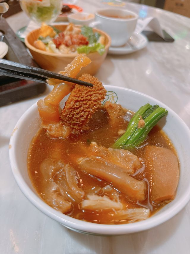 🍴懷舊港式豐富鐵板餐｜香港永年車仔麵茶冰廳