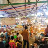 ตลาดน้ำคลองลัดมะยม กรุงเทพ