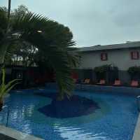 Chill and dine @ hotel with pool, city view