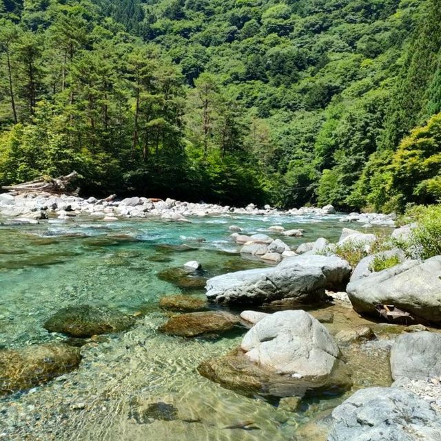 岩魚の里　狭　付知峡