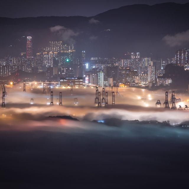 香港🇭🇰 ｜遊客必去看夜景最好的地方🌃 - 太平山山頂