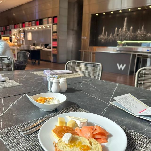 🌇🌟 曼谷W酒店🏨時尚奢華的城市寵兒 💎🏨