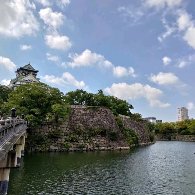 「大阪城」：遠離喧囂，盡情感受城堡之美