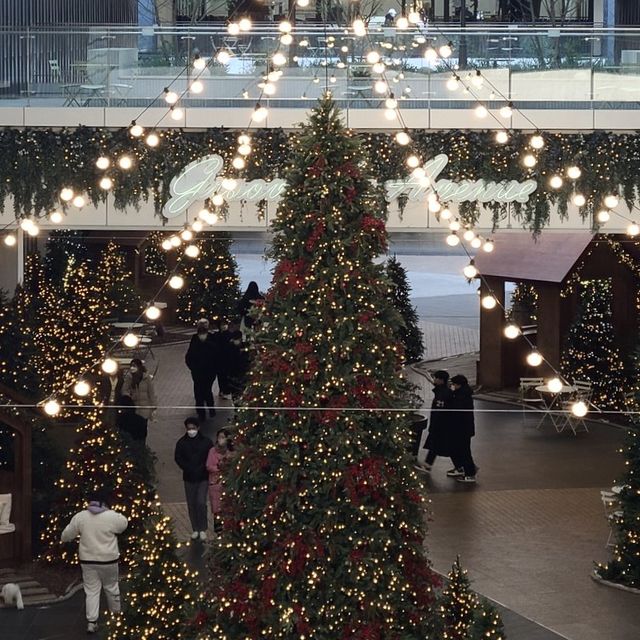 볼거리, 먹을거리, 즐길거리까지 가득하게 🎁크리스마스🎄 보내자! - 송도 트리플스트리트에서 〰️