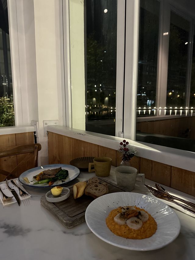 大埔寧靜寫意湖景餐廳