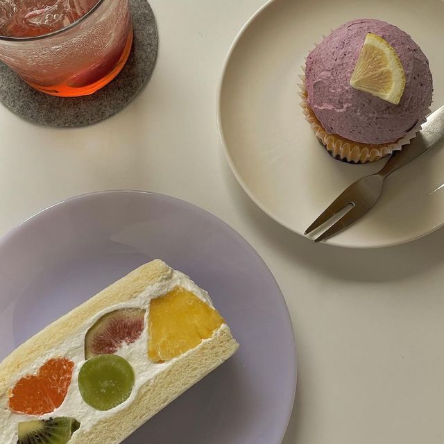 moohwa cafe：舒適明亮，適合放鬆閱讀和聚會