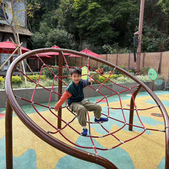 【 樂而忘返的主題公園 】 