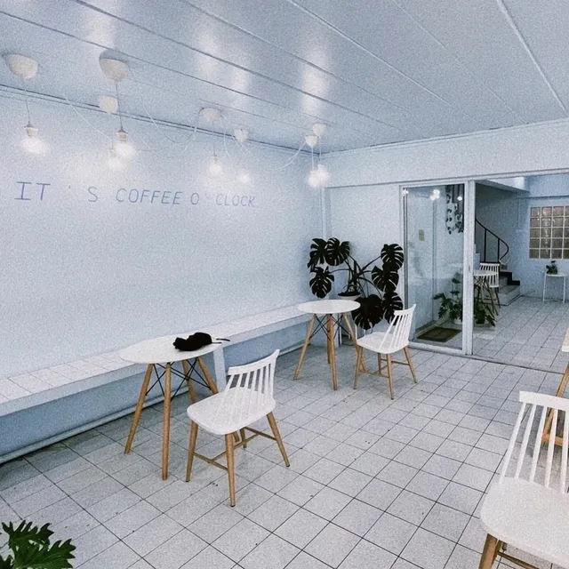 Ampersand CoffeeStand & Design