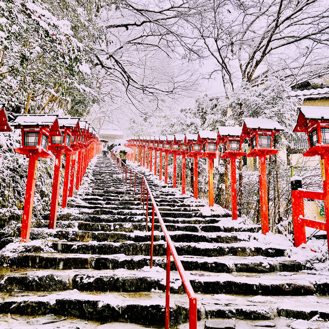 ศาลเจ้าคิฟุเนะ (Kifune Shrine )