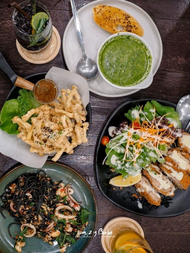 ร้านลับ อร่อย น่านั่ง ใกล้ BTS วุฒากาศ