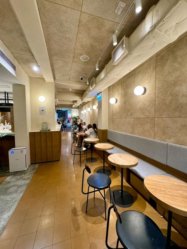 Lovely Cafe - Basao Tea, Causeway Bay 