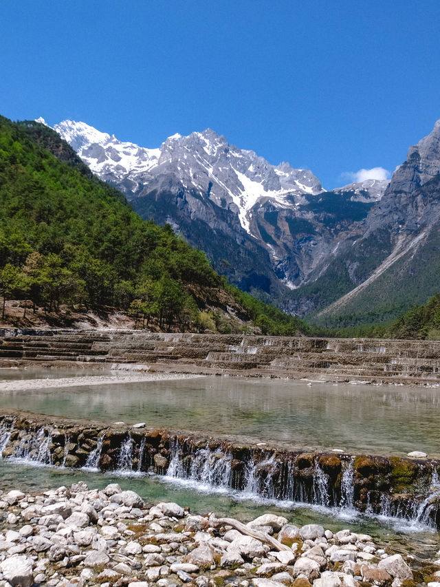 หุบเขาพระจันทร์สีน้ำเงิน Blue Moon Valley