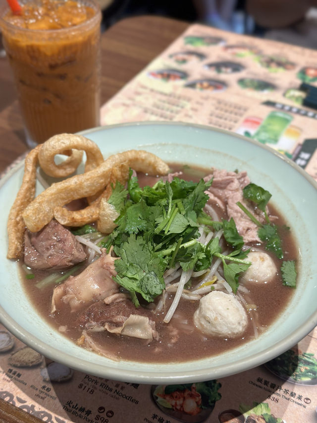 地道泰式船麵 