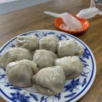 去旅行一定要食早餐