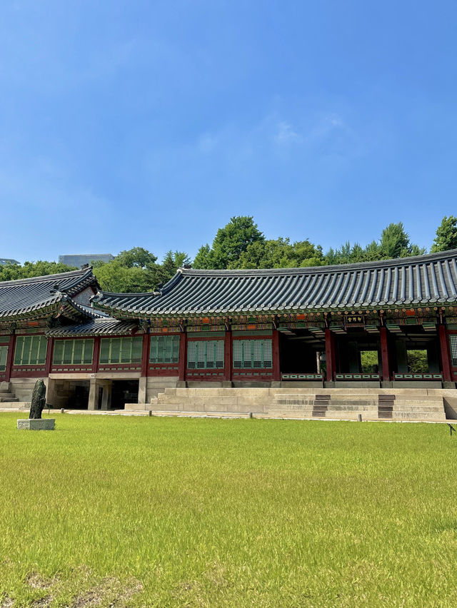 신전에 들어가있는듯한 느낌을 주는 서울 궁궐🧡