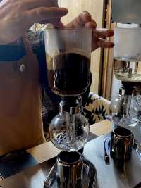 【福岡カフェ】本格的なサイフォンで淹れてもらえる美味しいコーヒー