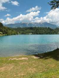 東歐🇸🇮 斯洛文尼亞 |小眾歐洲最美湖泊澈藍的Lake Bled