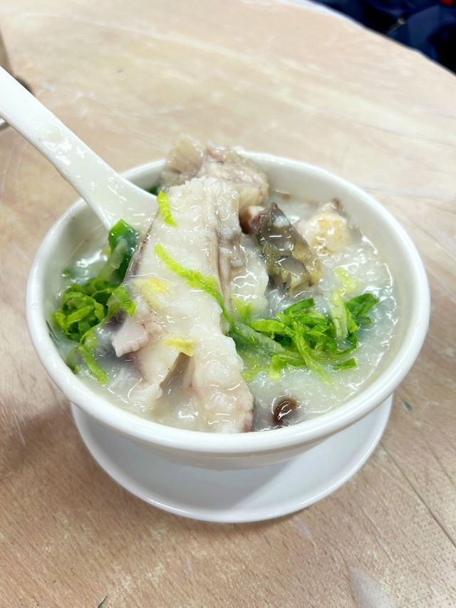 Delicious Mui Kee Congee in Hong Kong