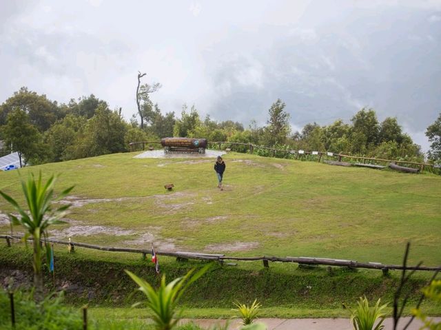 ขุนสถานหน้าฝน