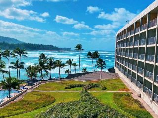 🐢 Stay at Turtle Bay Resort